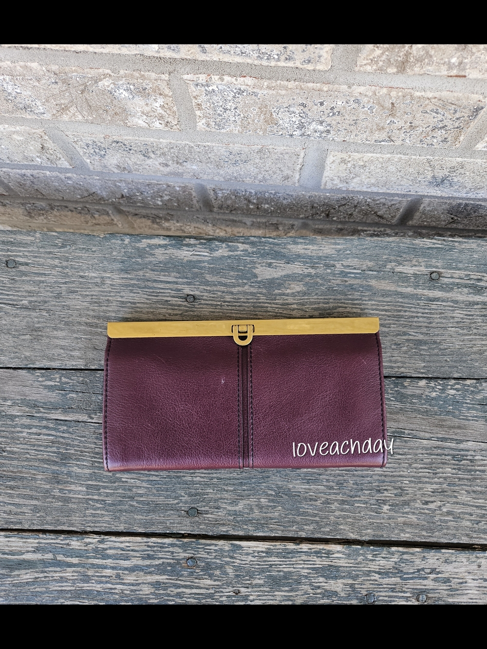 Fossil✨️Leather Kayla Clutch Wallet - Burgundy with Gold Trim